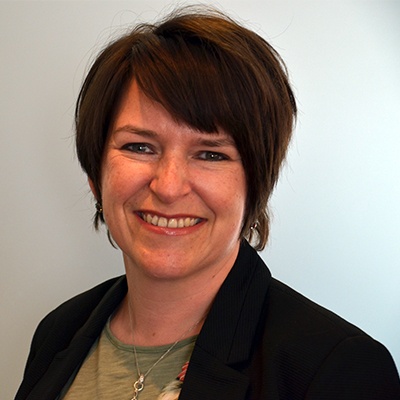 Nicola Davies Ůʿ